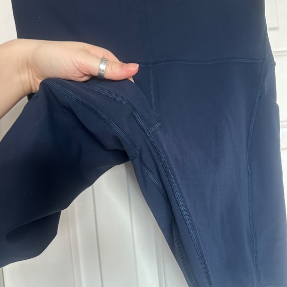 Lululemon bike shorts - Picture 5 of 5